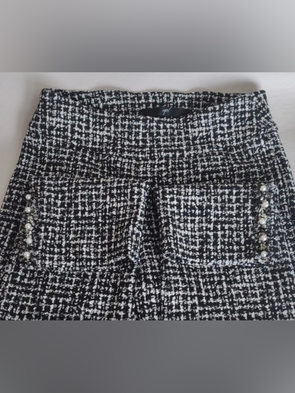 Black & White Houndstooth UP! Brand Ankle Pants with Pearl Button Detail